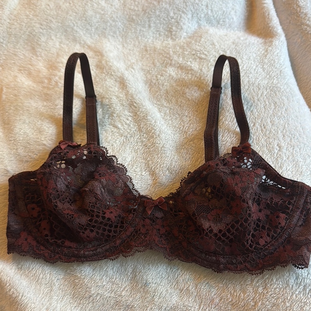 Brown lace bra 30D #011